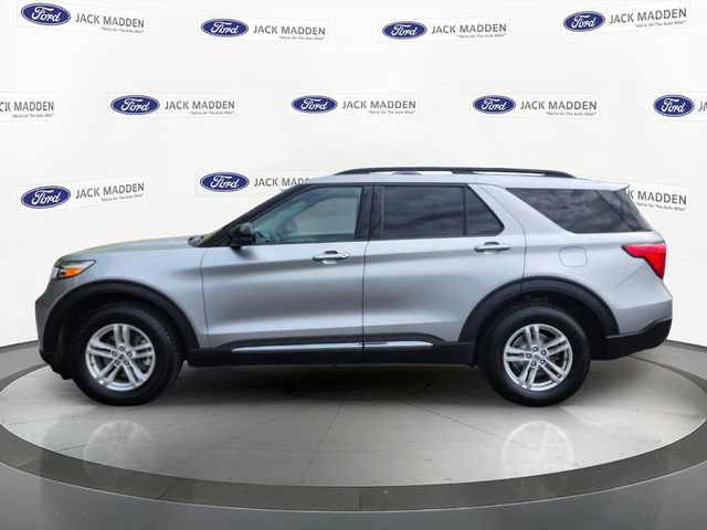 Certified 2023 Ford Explorer XLT w/ Equipment Group 202A AWD/4WD image 2