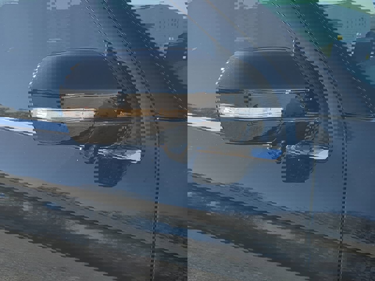 Certified 2024 Ford Expedition Limited image 10