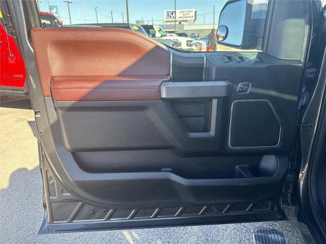 Certified 2018 Ford F150 Platinum w/ Equipment Group 701A Luxury image 25