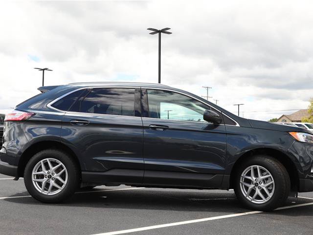 Certified 2024 Ford Edge SEL w/ Convenience Package AWD/4WD image 6