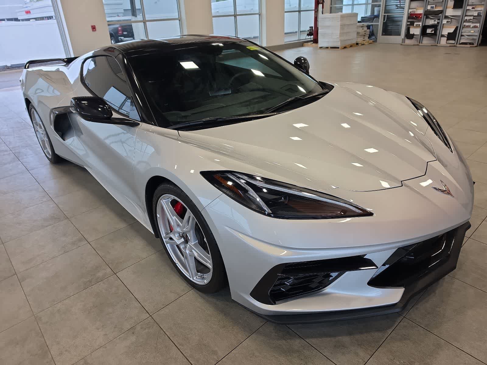 Used 2020 Chevrolet Corvette Stingray Preferred Cpe w/ 2LT Preferred Equipment Group RWD image 5