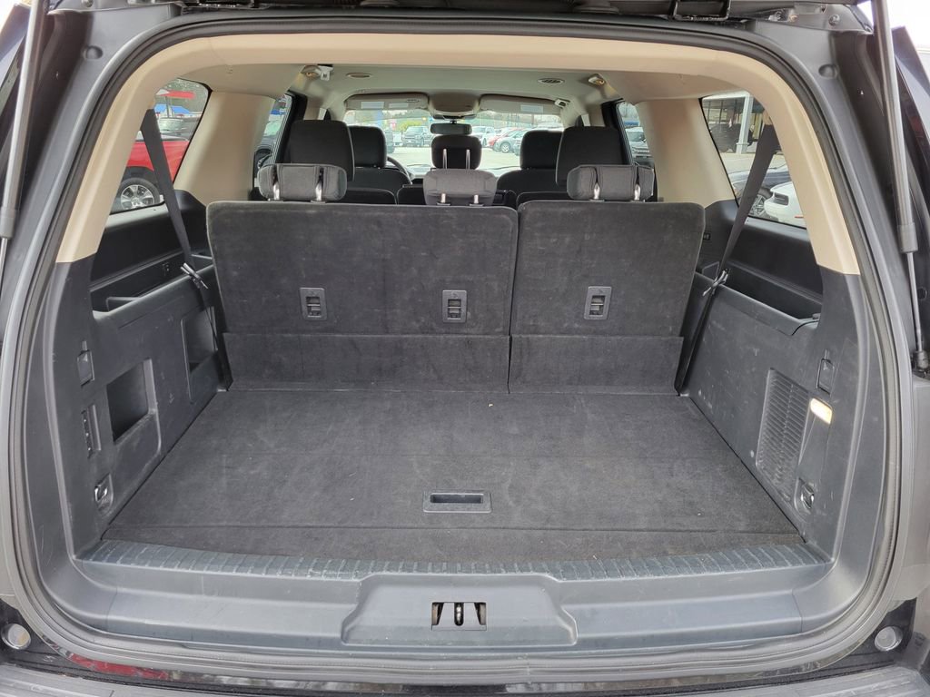 Certified 2023 Ford Expedition Max XLT image 12