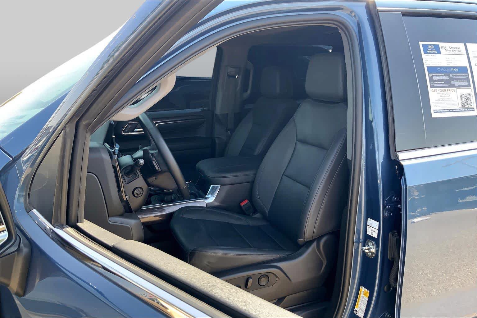 Used 2024 Chevrolet Silverado 1500 LTZ w/ LTZ Convenience Package II RWD image 8