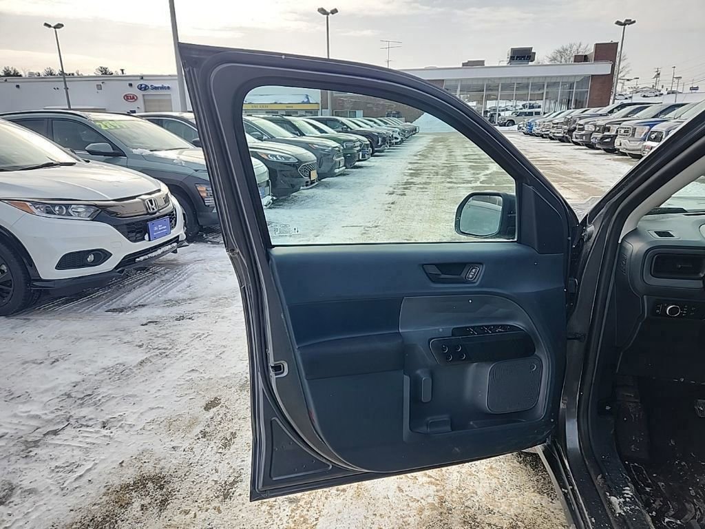 Certified 2023 Ford Maverick XL image 11