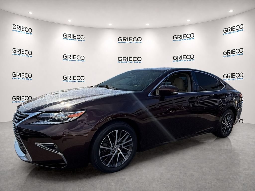 Used 2018 Lexus ES 350 w/ Luxury Package w/Wood Trim FWD image 3