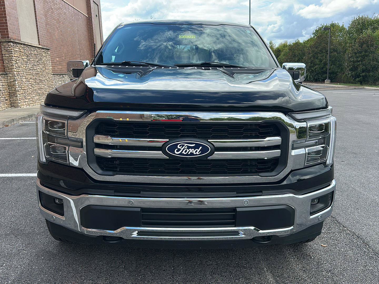 Certified 2026 Ford F150 Lariat w/ Equipment Group 501A Mid AWD/4WD image 8