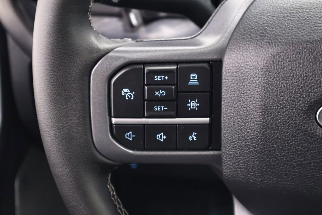 Certified 2025 Ford F350 Lariat w/ Lariat Ultimate Package AWD/4WD image 28