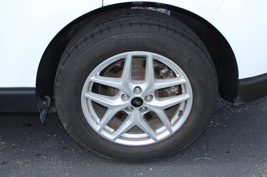 Certified 2024 Ford Edge SEL AWD/4WD image 7