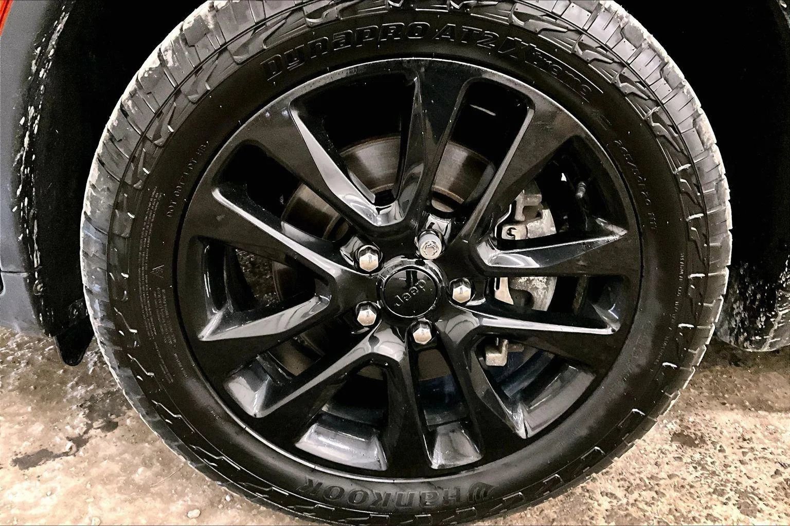 Used 2021 Dodge Durango SXT image 8