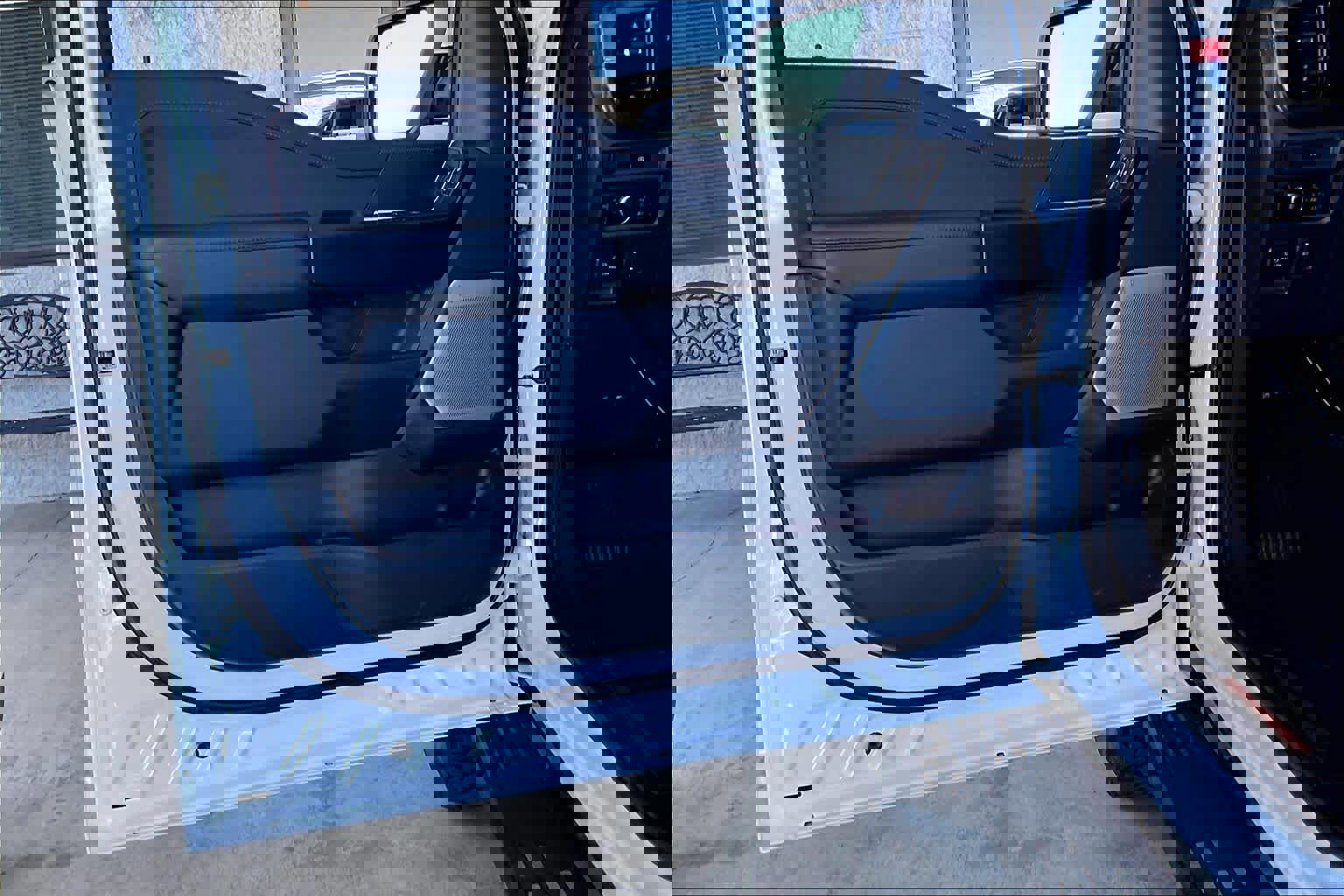 Certified 2025 Ford F150 Raptor image 22