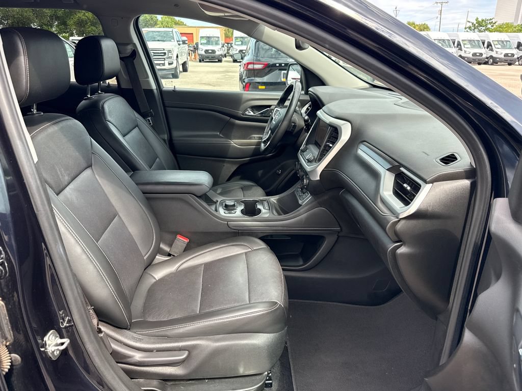 Used 2021 GMC Acadia SLT AWD/4WD image 25