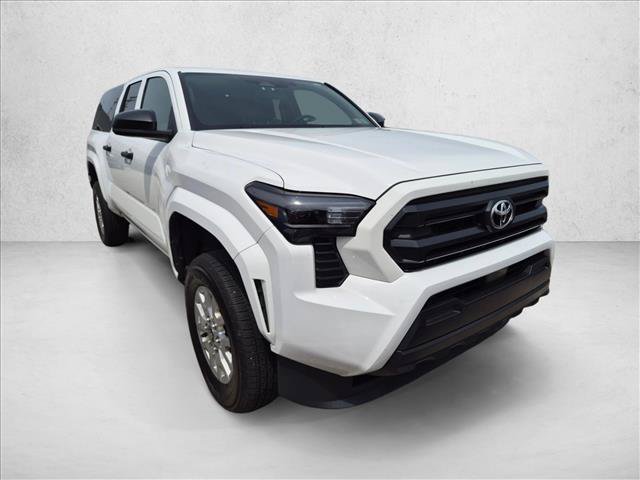 Used 2025 Toyota Tacoma SR AWD/4WD image 3