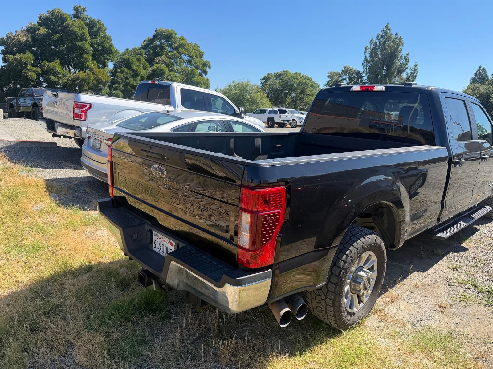 Certified 2022 Ford F250 XL w/ STX Appearance Package RWD image 4