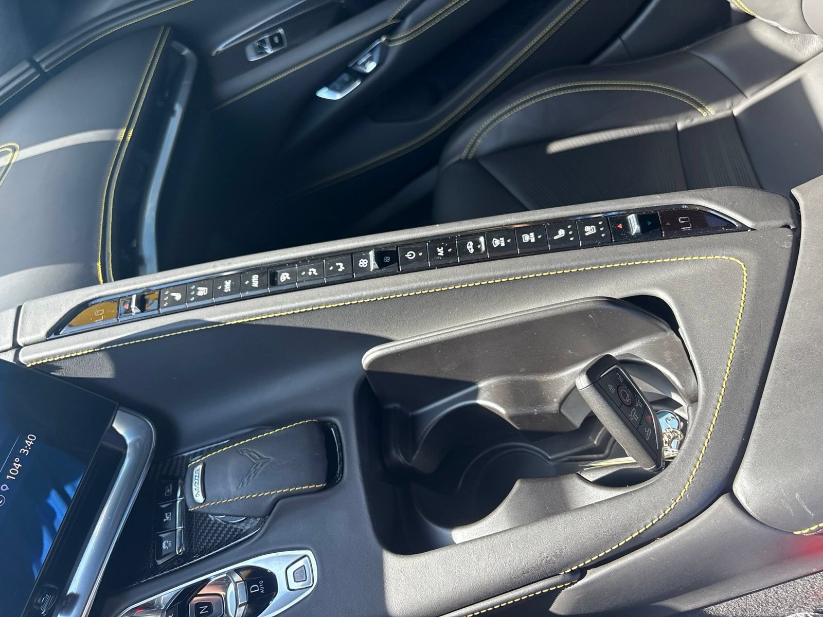 Used 2021 Chevrolet Corvette Stingray Premium Conv w/ Z51 Performance Package RWD image 26