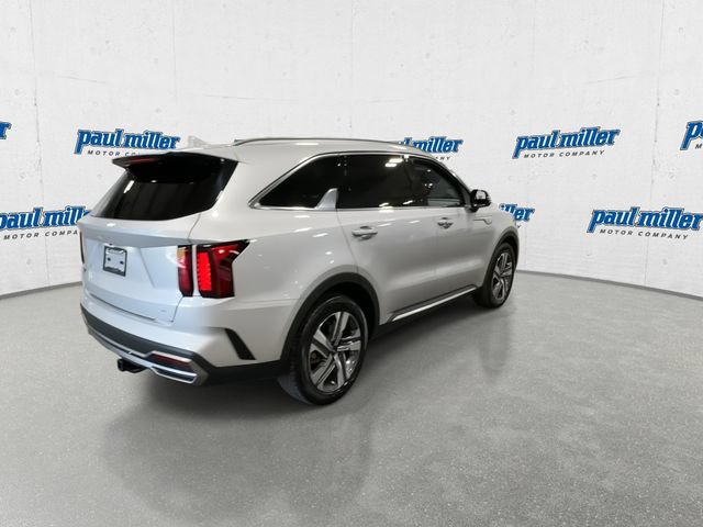 Used 2024 Kia Sorento EX w/ Panoramic Sunroof Package AWD/4WD image 11