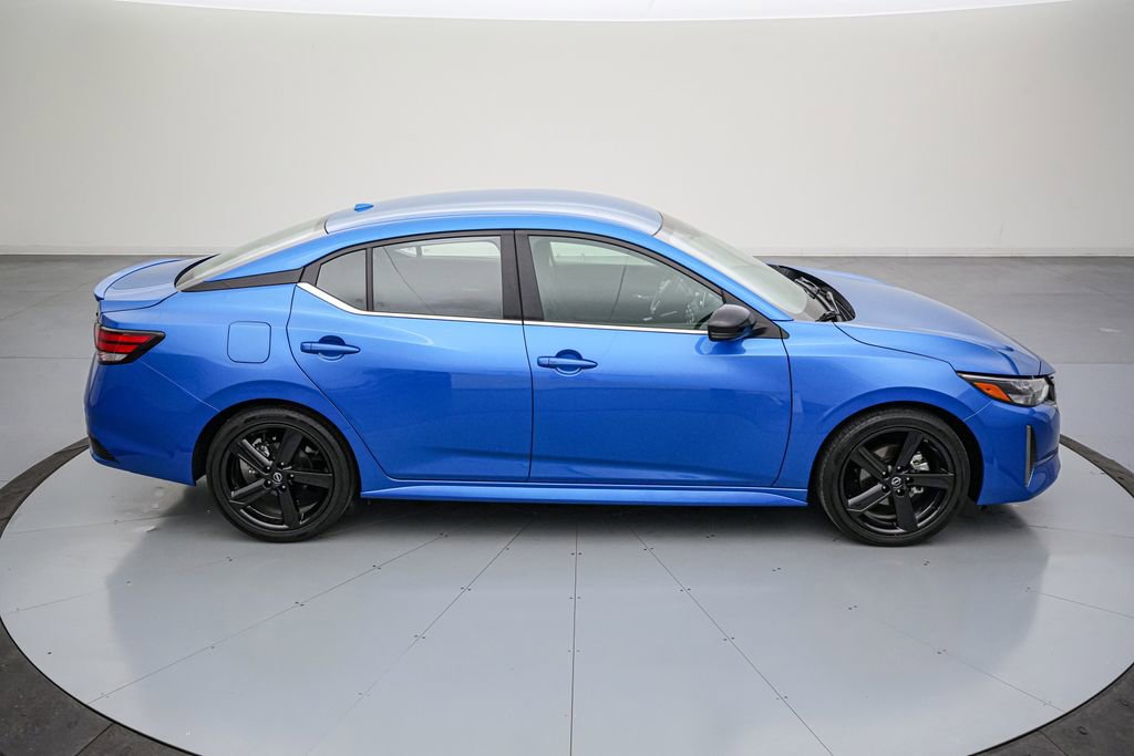 Used 2024 Nissan Sentra SR FWD image 4