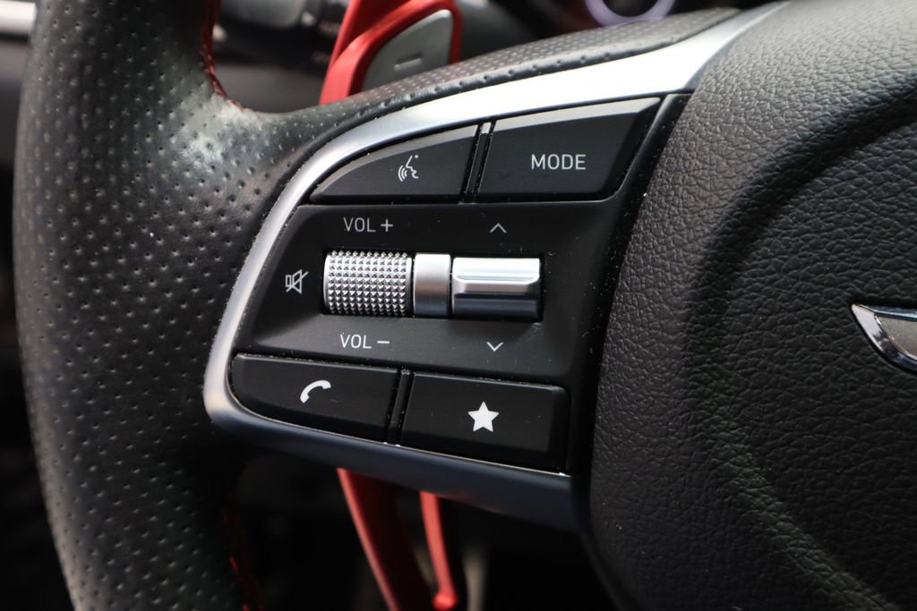 Used 2023 Genesis G70 2.0T w/ Sport Prestige Package image 29