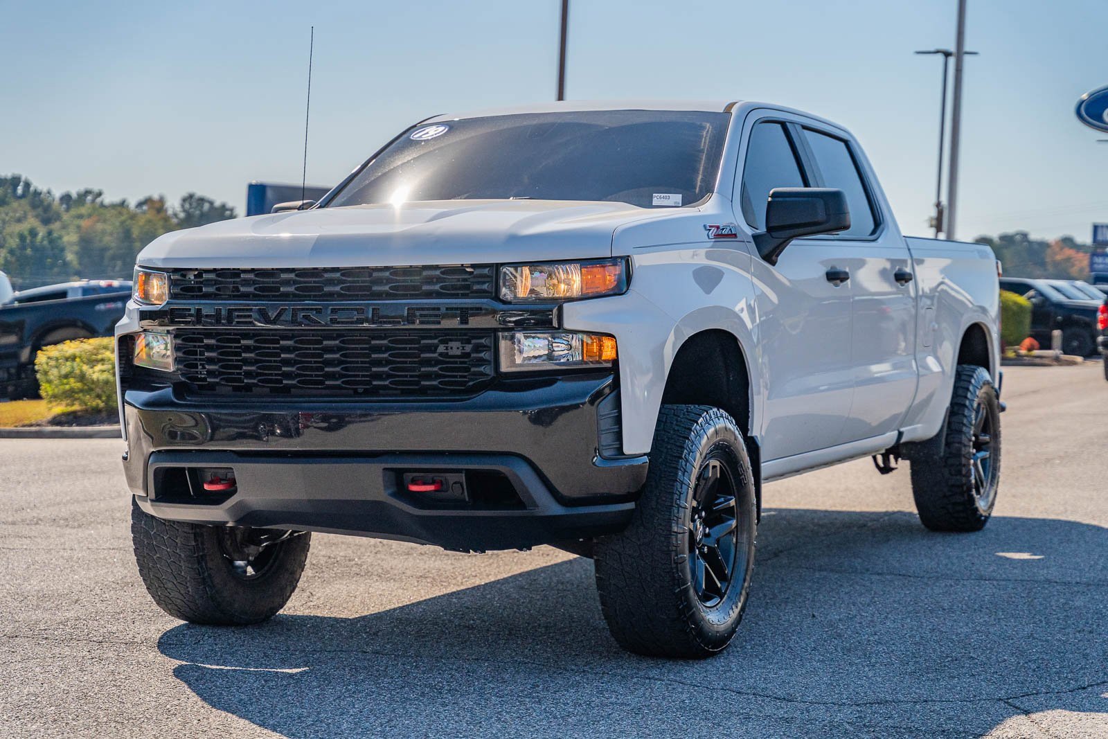 Used 2019 Chevrolet Silverado 1500 Custom Trail Boss image 3