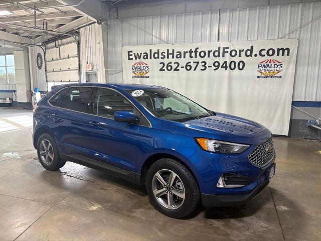 Certified 2024 Ford Edge SEL w/ Convenience Package AWD/4WD image 2
