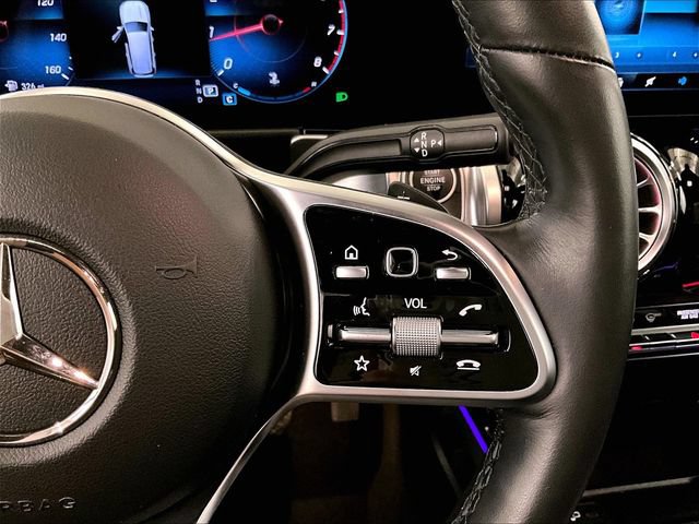 Used 2023 Mercedes-Benz GLB 250 4MATIC image 18