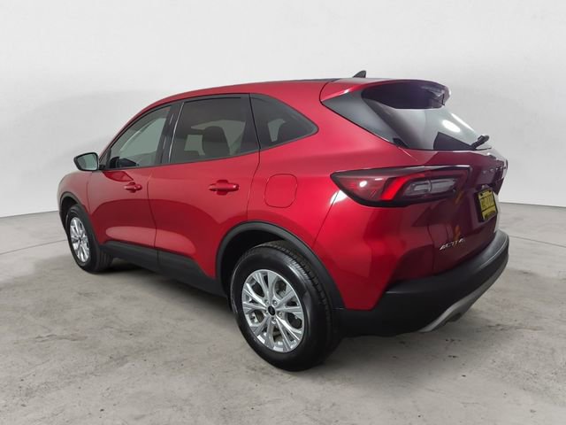 Certified 2025 Ford Escape Active w/ Cold Weather Package image 5