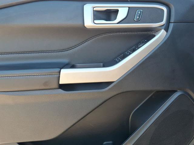 Certified 2023 Ford Explorer XLT AWD/4WD image 16