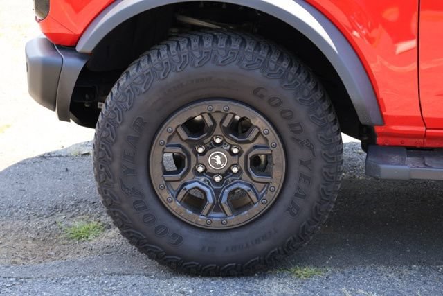 Certified 2023 Ford Bronco Wildtrak AWD/4WD image 10