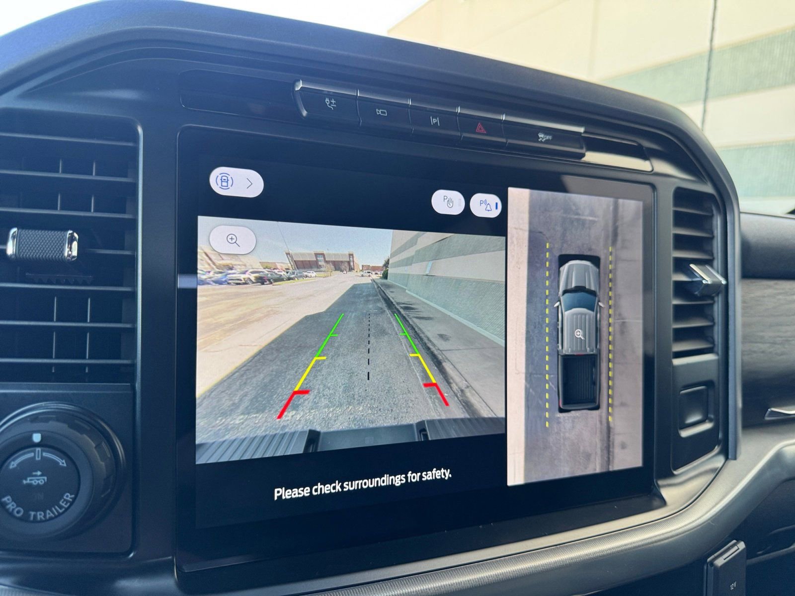 Certified 2024 Ford F150 Lariat image 31