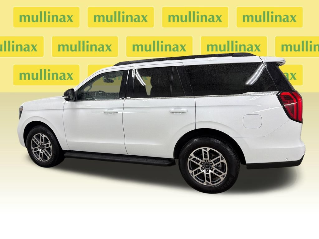 Certified 2025 Ford Expedition Active RWD image 13