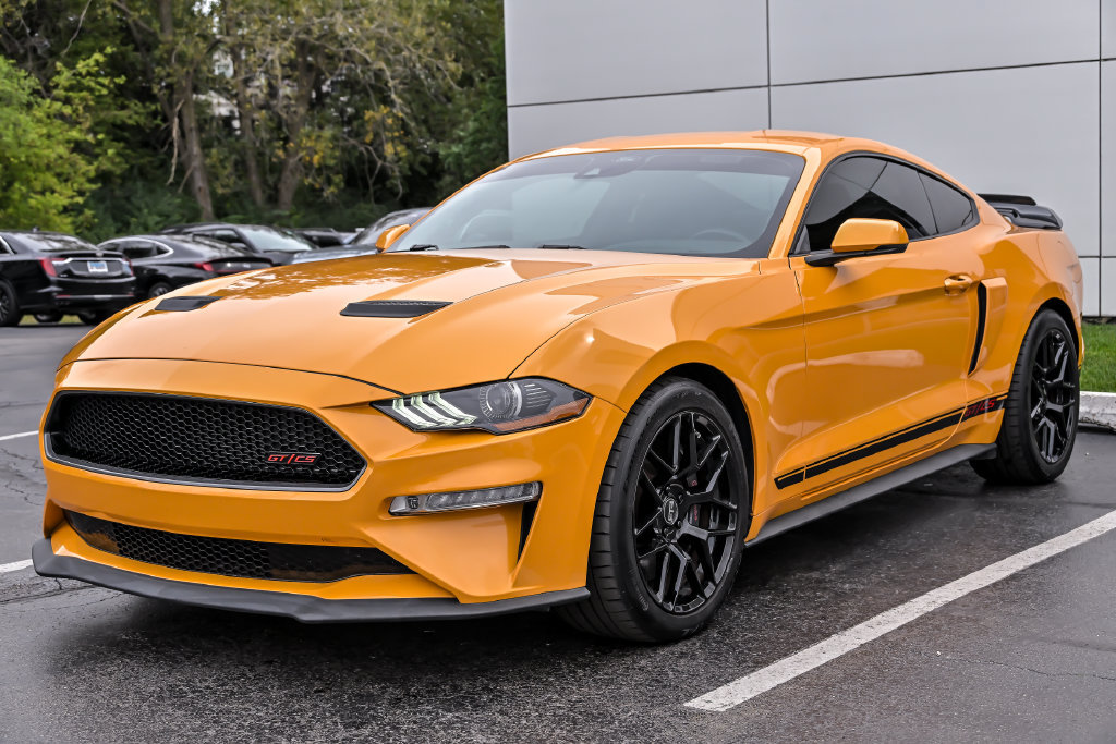 Certified 2022 Ford Mustang GT Premium w/ GT Performance Package RWD image 6