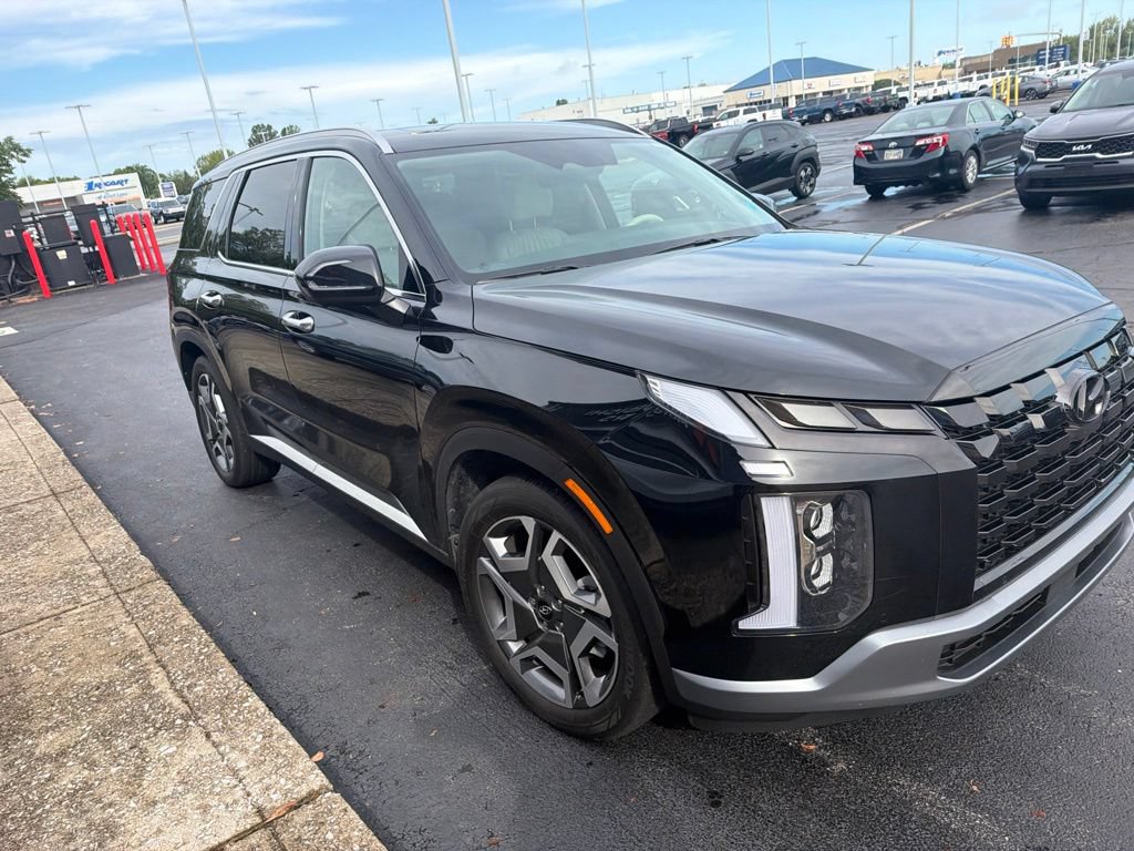 Used 2024 Hyundai Palisade Limited AWD/4WD image 1