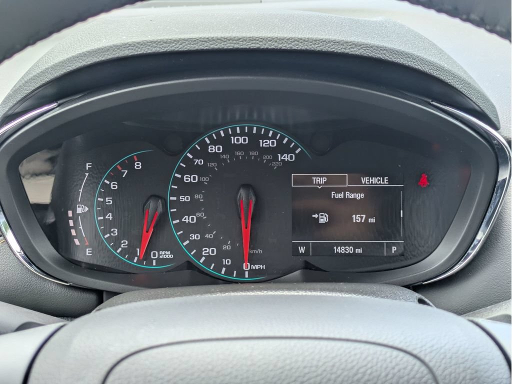 Used 2022 Chevrolet Trax LT w/ LT Convenience Package AWD/4WD image 13