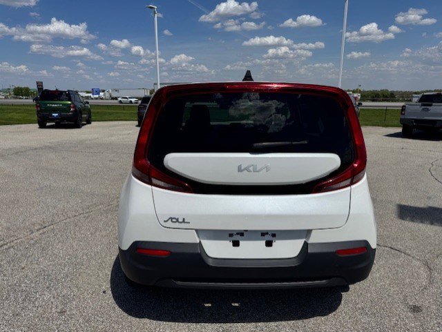 Used 2022 Kia Soul LX w/ Technology Package FWD image 8