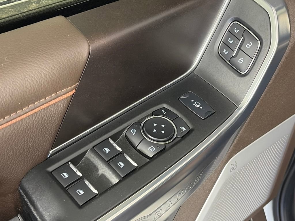 Certified 2025 Ford F350 King Ranch image 25