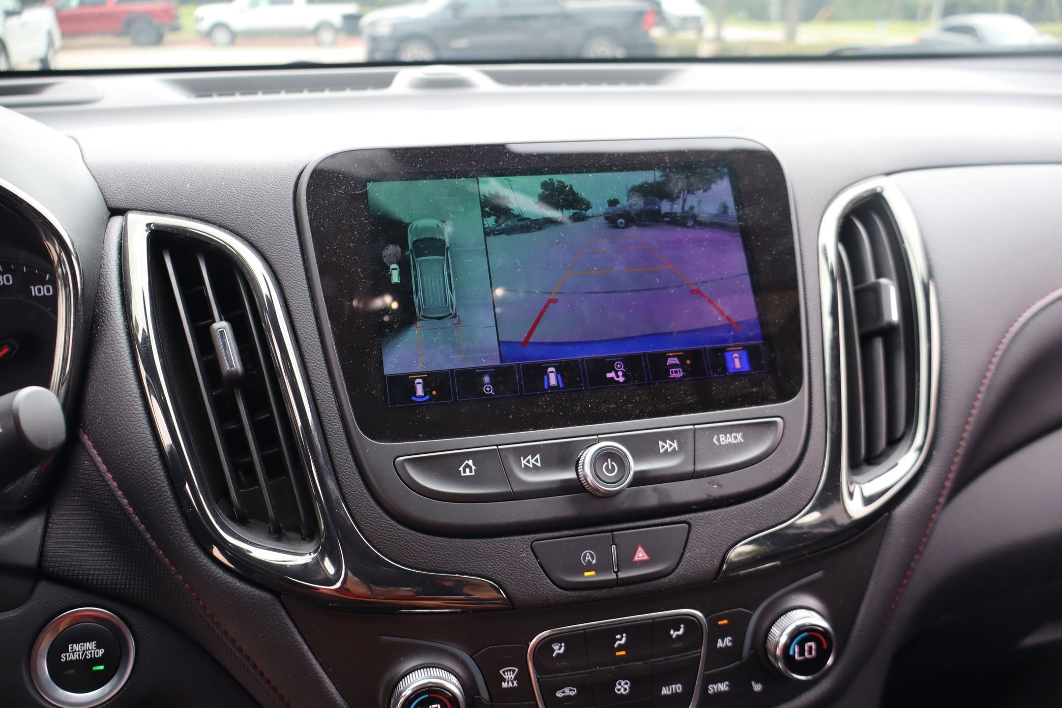 Used 2024 Chevrolet Equinox RS AWD/4WD image 20