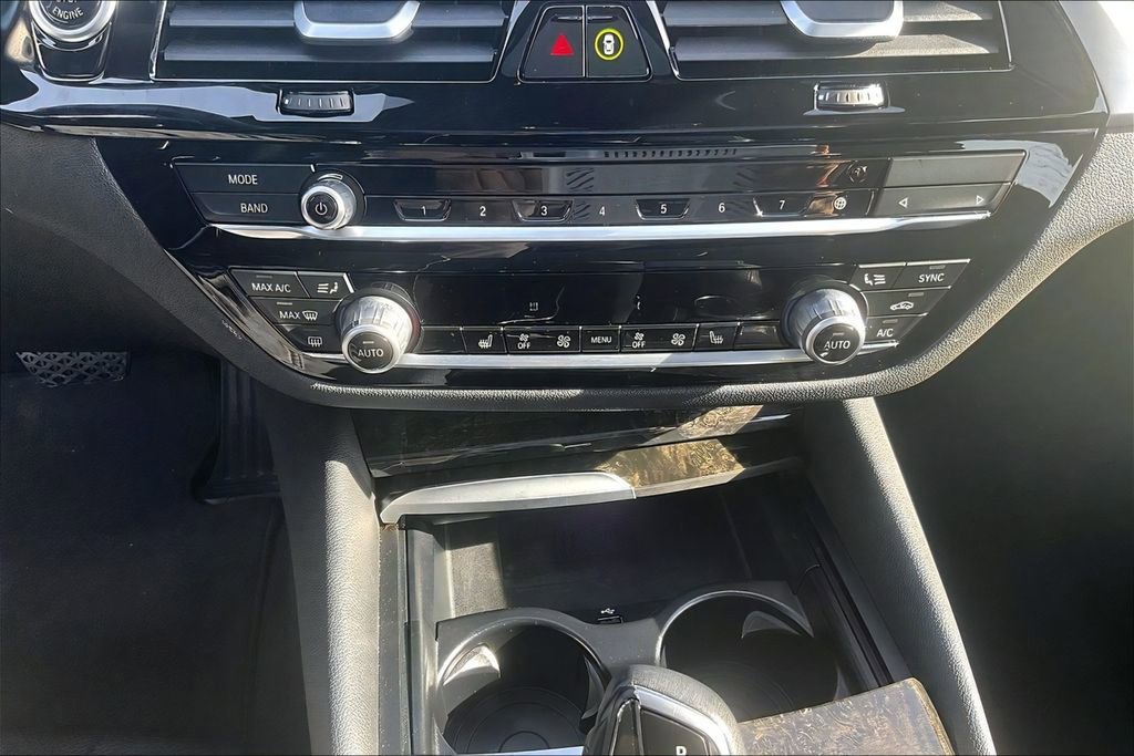 Used 2023 BMW 530e xDrive w/ Premium Package AWD/4WD image 27