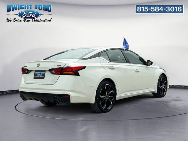 Used 2023 Nissan Altima 2.5 SR w/ SR Premium Package FWD image 5