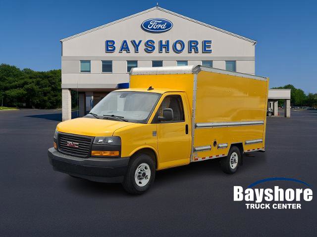 Used 2021 GMC Savana 3500 w/ Power Convenience Package RWD image 1