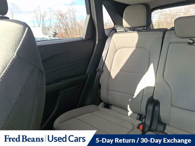 Certified 2022 Ford Escape SE w/ SE Sport Appearance Package image 17