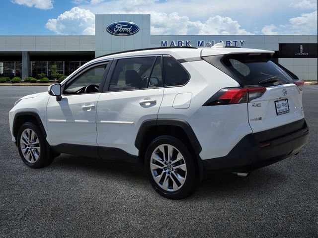 Used 2020 Toyota RAV4 XLE Premium w/ All Weather Liner Package image 3