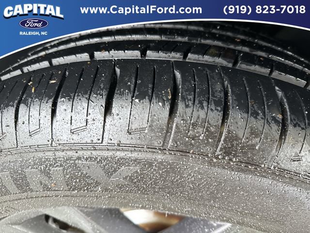 Used 2022 Volkswagen Tiguan SE image 13