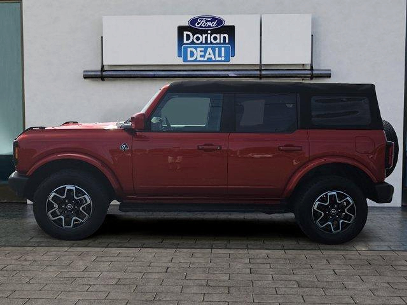 Certified 2023 Ford Bronco Outer Banks AWD/4WD image 6