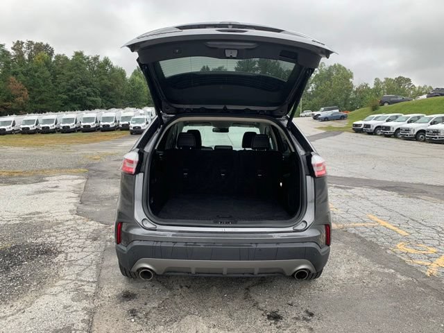 Certified 2024 Ford Edge Titanium AWD/4WD image 8