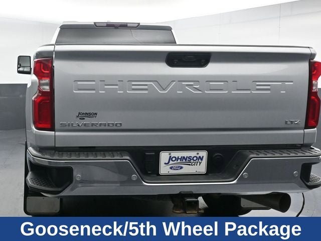 Used 2022 Chevrolet Silverado 3500 LTZ AWD/4WD image 10