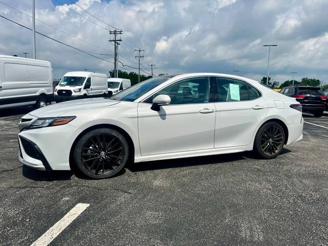 Used 2024 Toyota Camry XSE w/ Cold Weather Package AWD/4WD image 5
