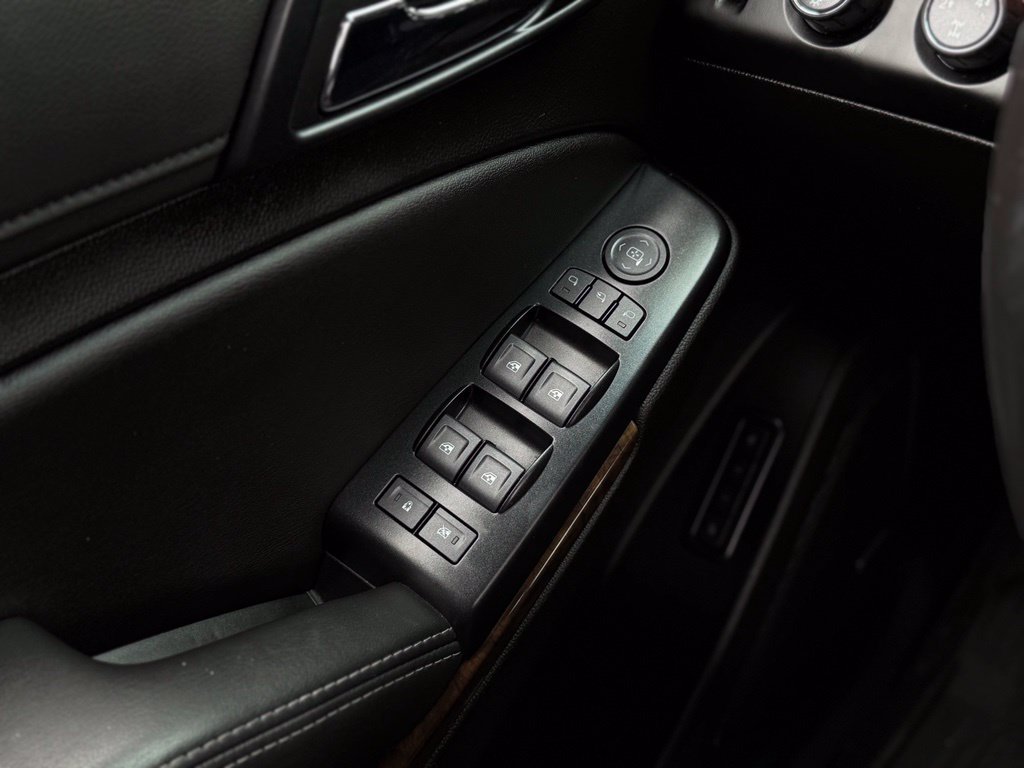 Used 2019 Chevrolet Tahoe LT w/ Luxury Package AWD/4WD image 25