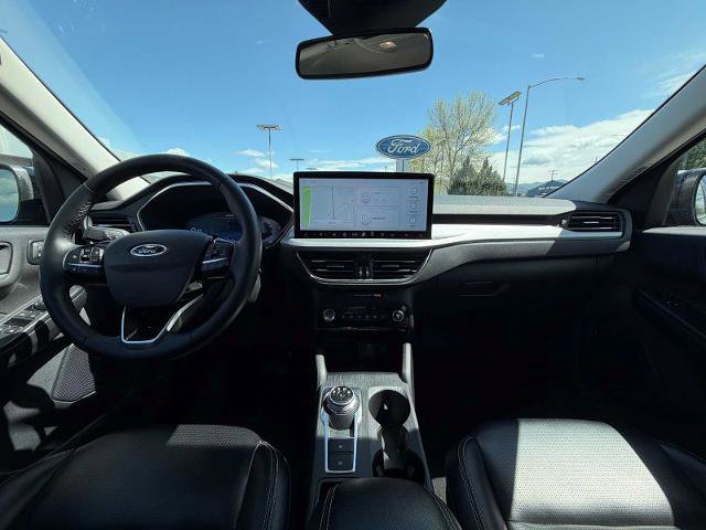 Certified 2024 Ford Escape Platinum AWD/4WD image 25
