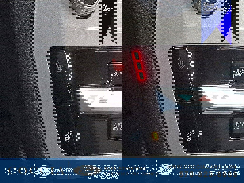 Certified 2022 Ford Explorer XLT w/ Equipment Group 202A image 26