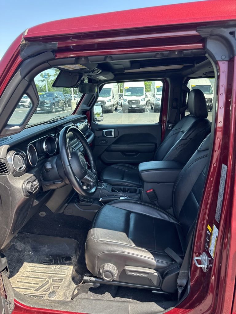 Used 2021 Jeep Wrangler Unlimited Sahara AWD/4WD image 7