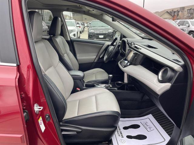 Used 2018 Toyota RAV4 Limited image 19